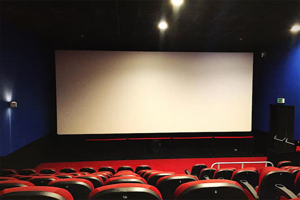 The Big Screen is Back: Why Cinema Advertising is Booming in Australia