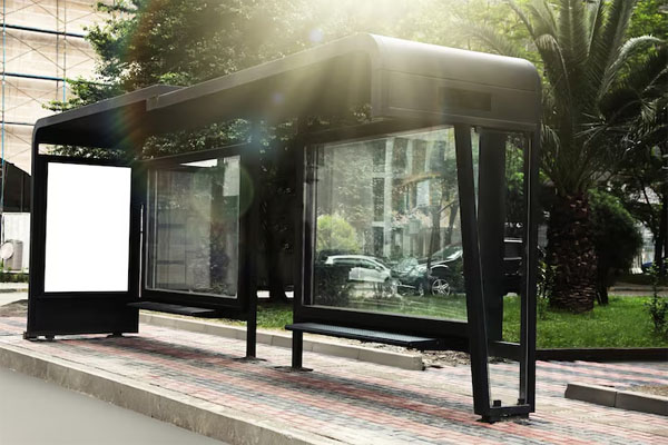 Programmatic DOOH Takes the Wheel: Why Bus Shelters Just Got Smarter