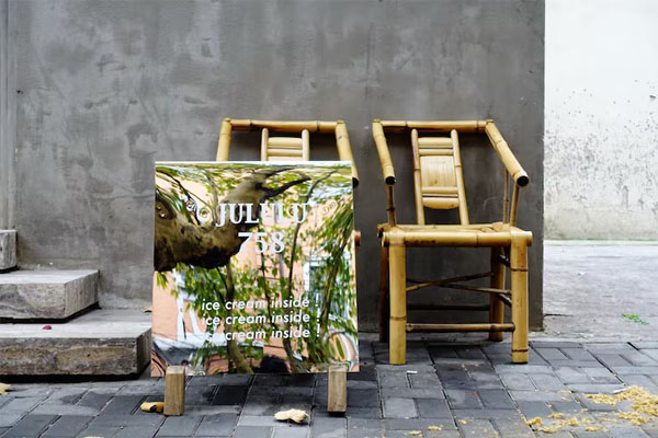 Street Furniture Advertising: Premium Placements in High-Traffic Urban ZonesStreet Furniture Advertising: Premium Placements in High-Traffic Urban Zones
